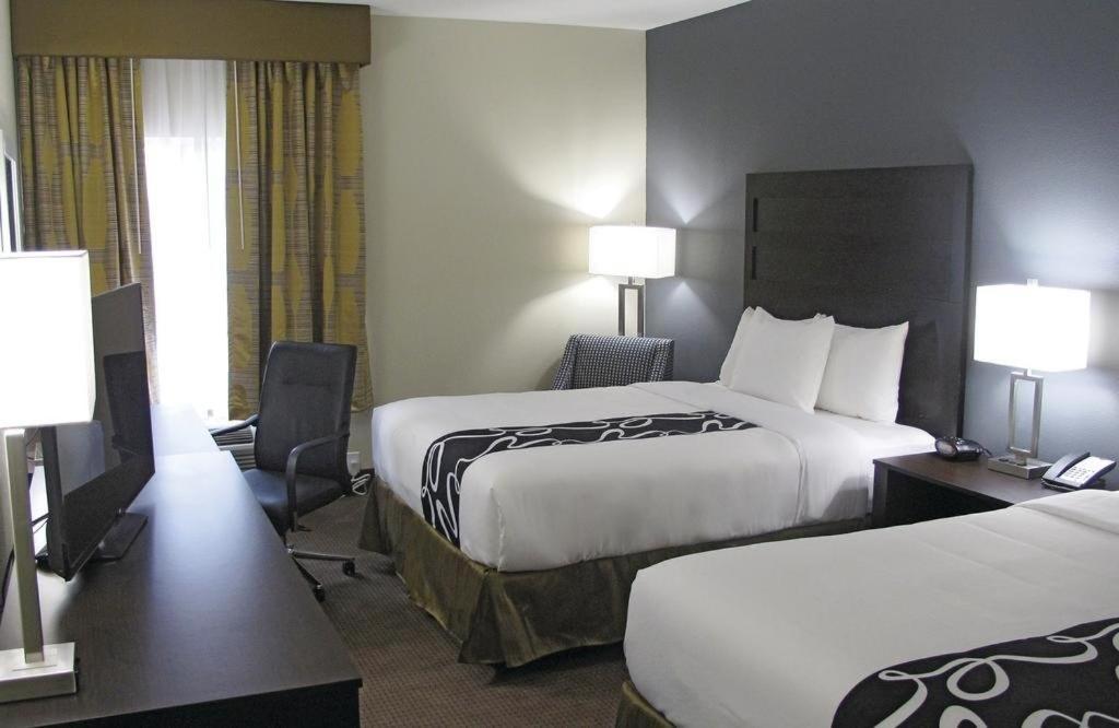 La Quinta By Wyndham Karnes City - Kenedy מראה חיצוני תמונה
