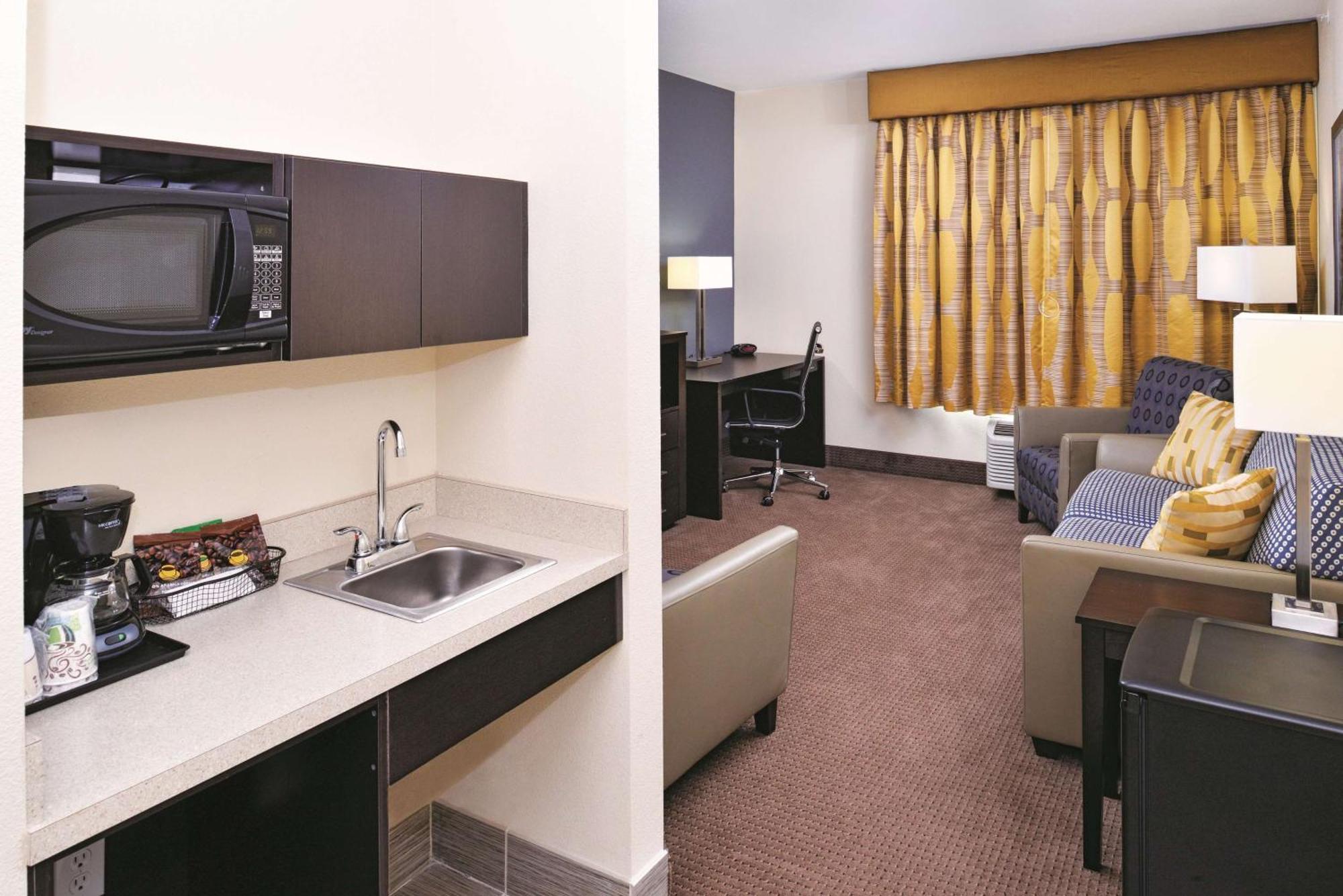 La Quinta By Wyndham Karnes City - Kenedy מראה חיצוני תמונה