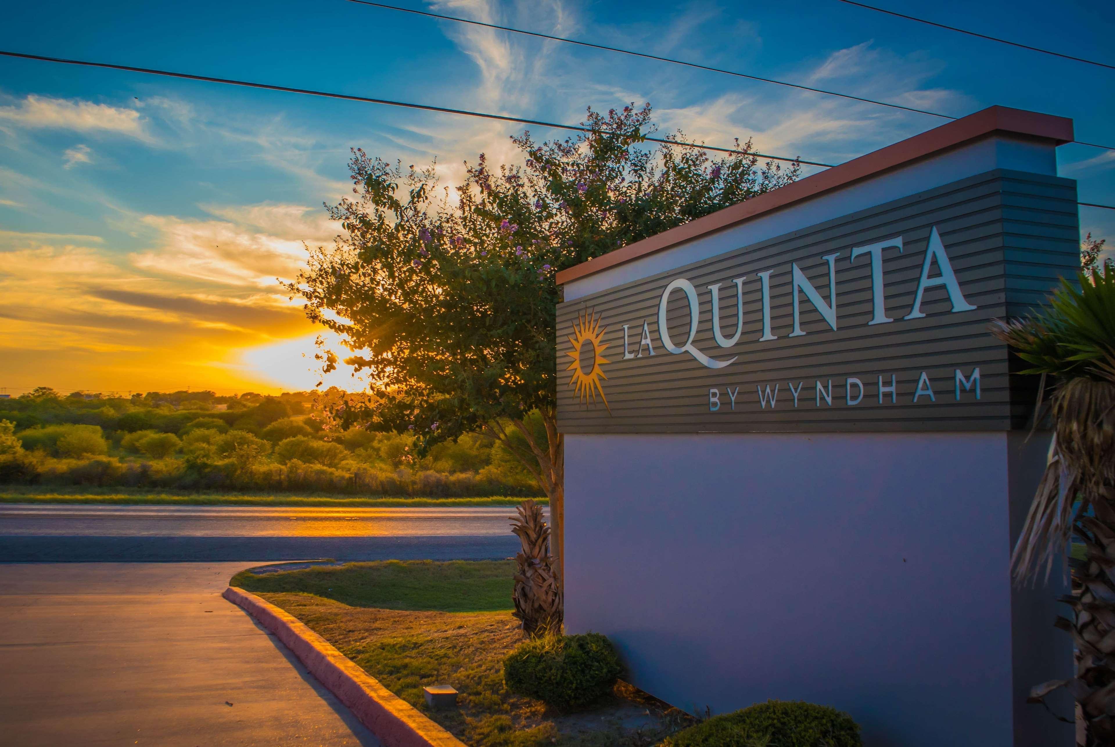 La Quinta By Wyndham Karnes City - Kenedy מראה חיצוני תמונה